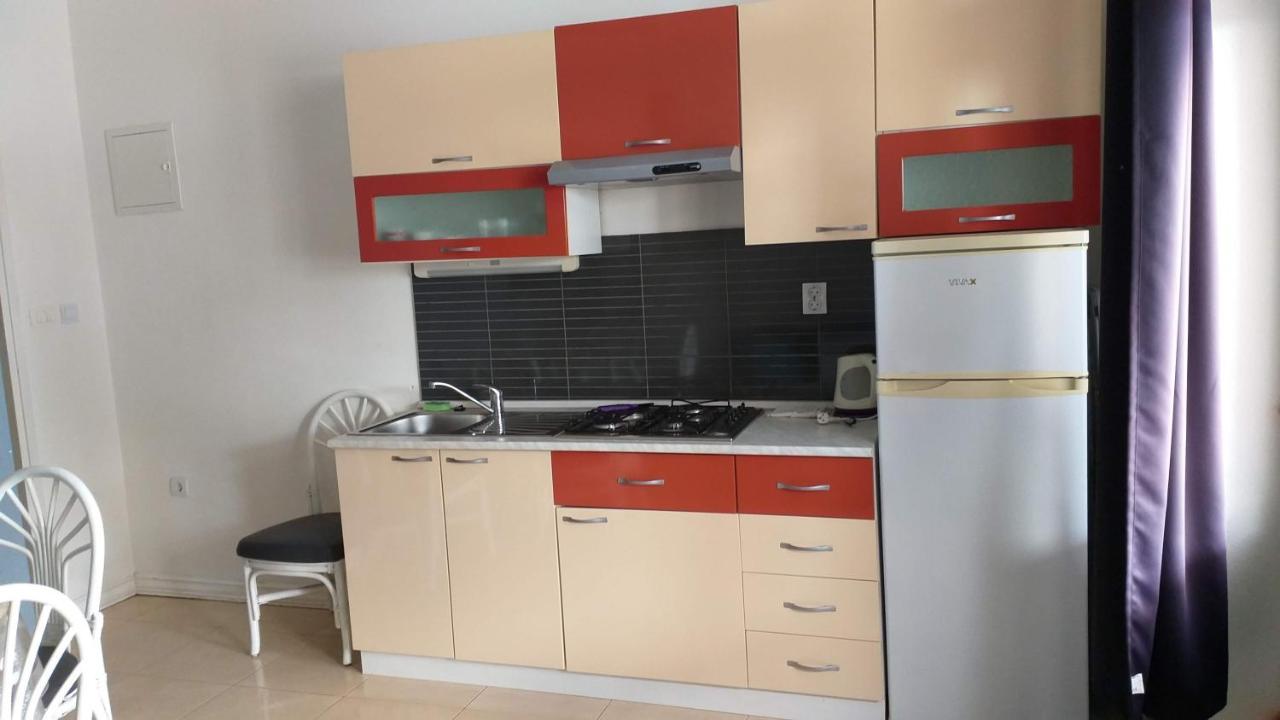 Apartmani Niko ドラスニセ エクステリア 写真