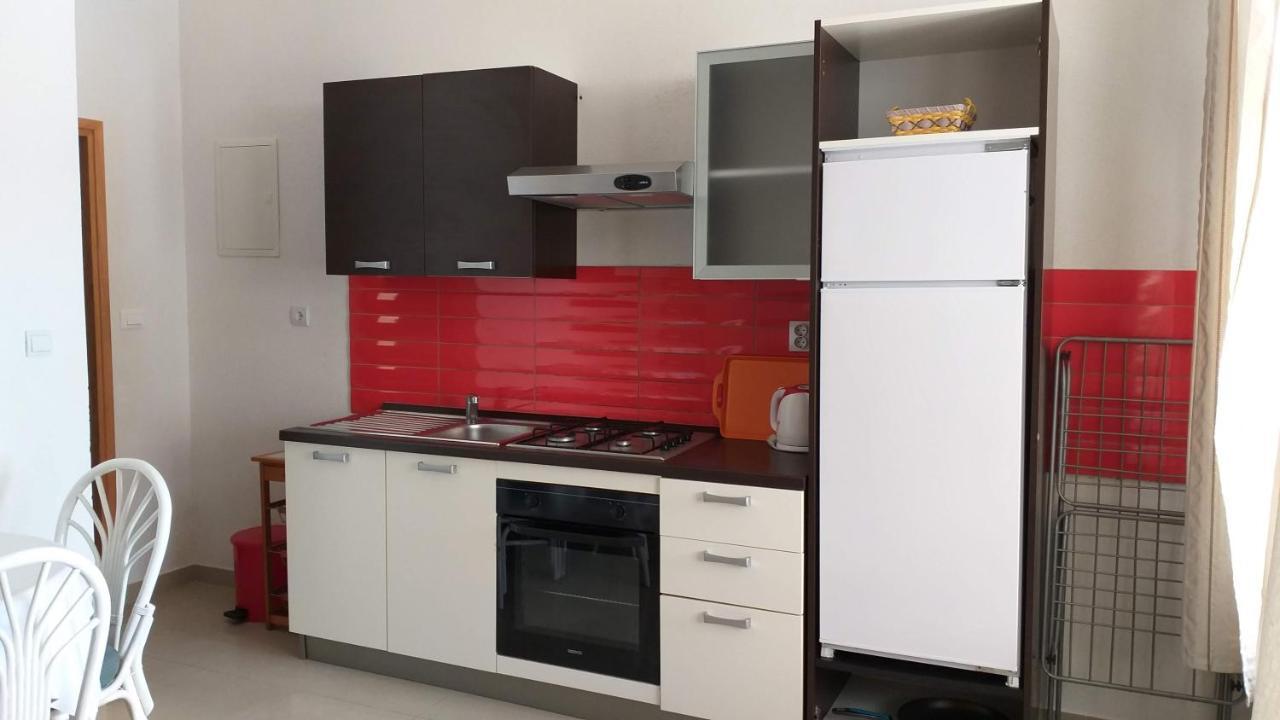 Apartmani Niko ドラスニセ エクステリア 写真