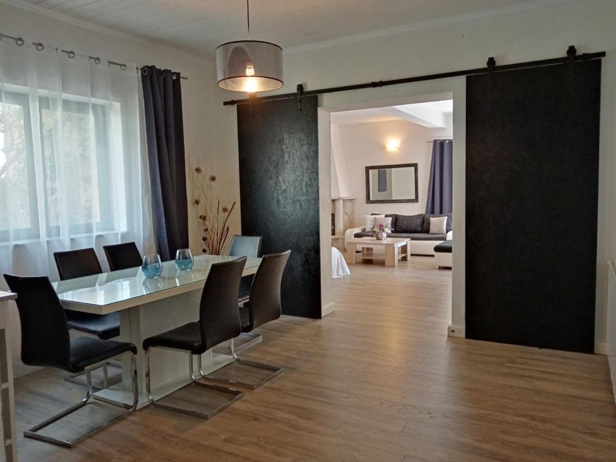 Apartmani Niko ドラスニセ エクステリア 写真