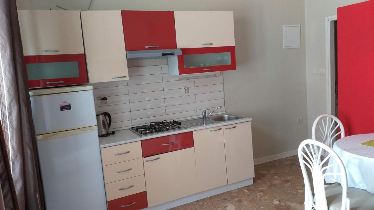 Apartmani Niko ドラスニセ エクステリア 写真