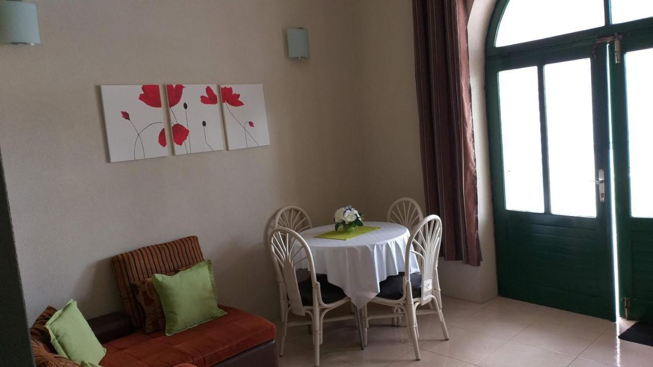 Apartmani Niko ドラスニセ エクステリア 写真