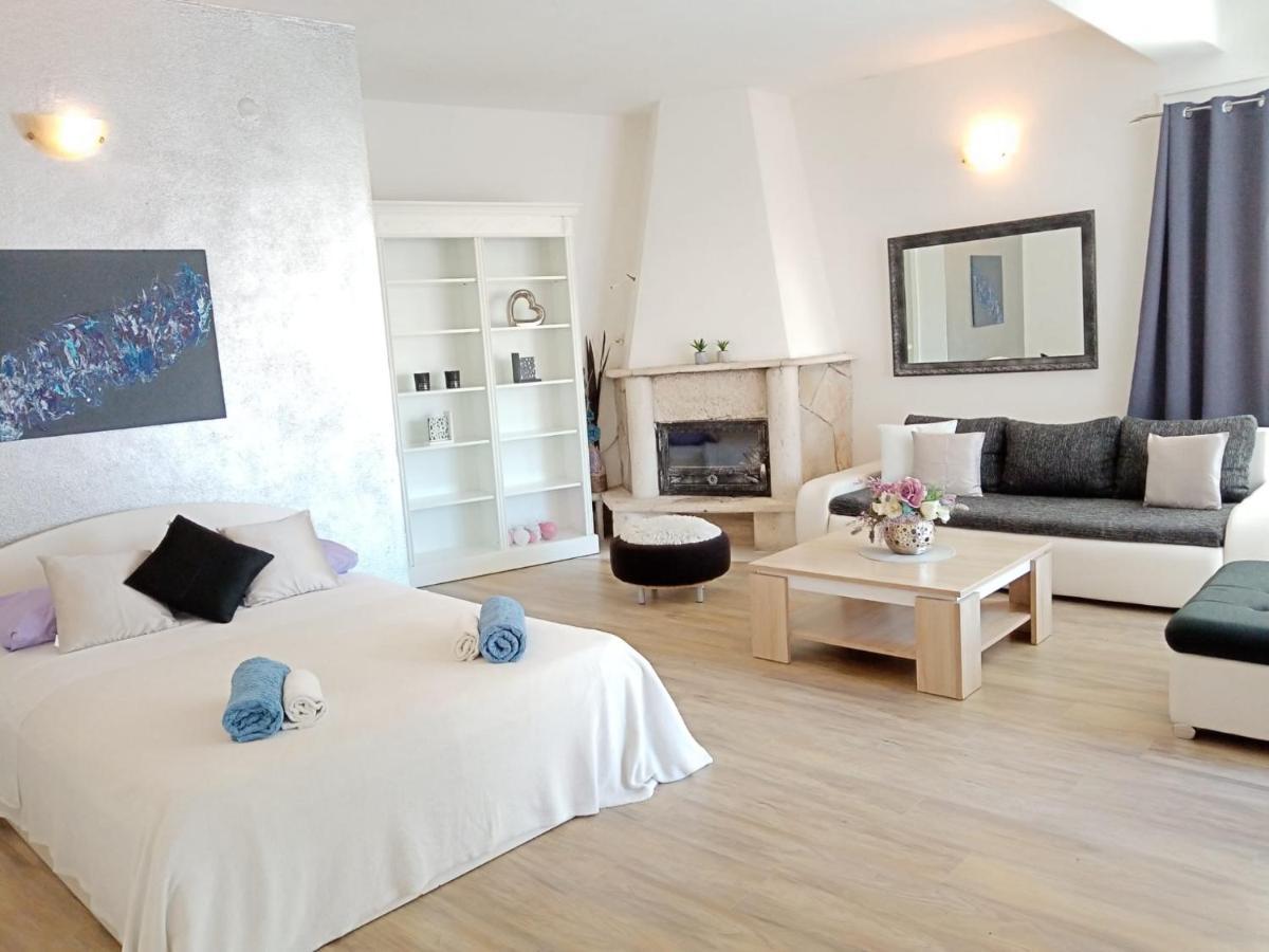 Apartmani Niko ドラスニセ エクステリア 写真