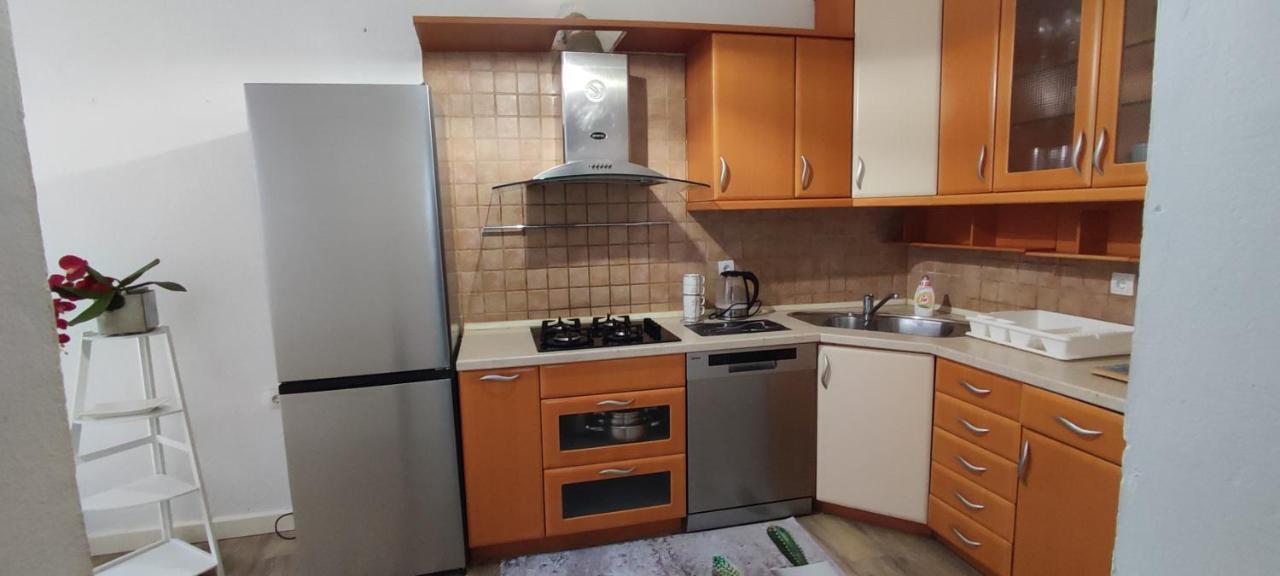 Apartmani Niko ドラスニセ エクステリア 写真